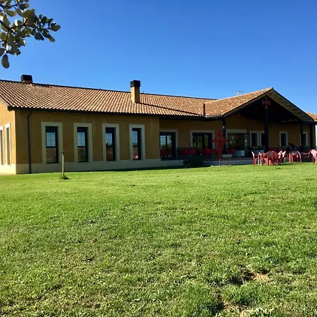Templarios Hostel *